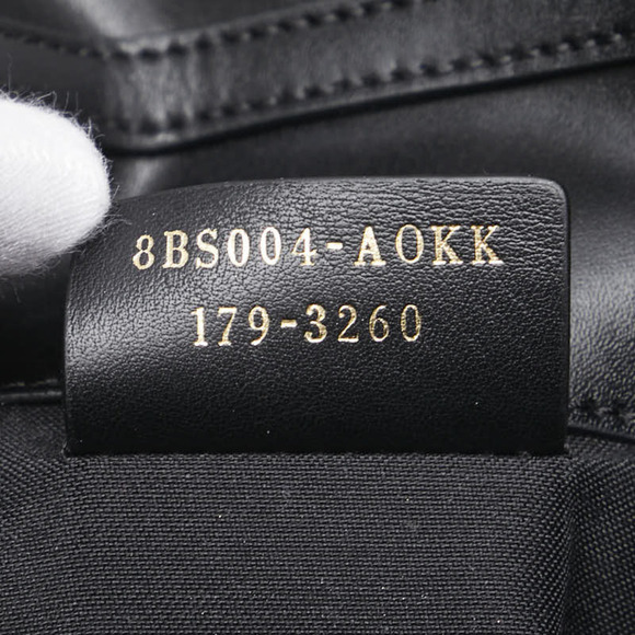 FENDI Black Leather Shoulder Bag - Picture 12 of 13